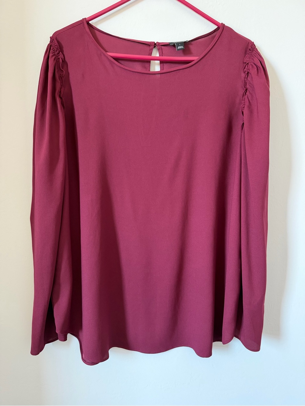 Womens Ann Taylor Long-Sleeve Ruched Shoulder Blouse - Burgundy